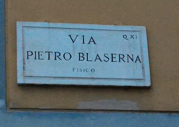 Casa Blaserna Nel Cuore Dello Shopping A Marconi E Trastevere Rome